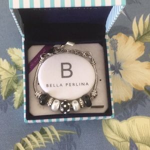 Bella Perlina Black and Silver Bracelet
